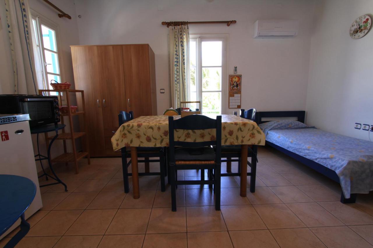 Smaragda Rooms & Studios Platis Gialos  Exterior photo
